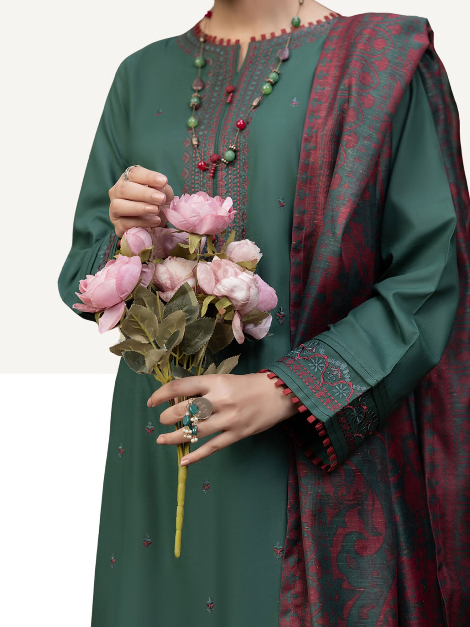 Casual Lite "Wabasta" Embroidered Winter Linen Suit - Green