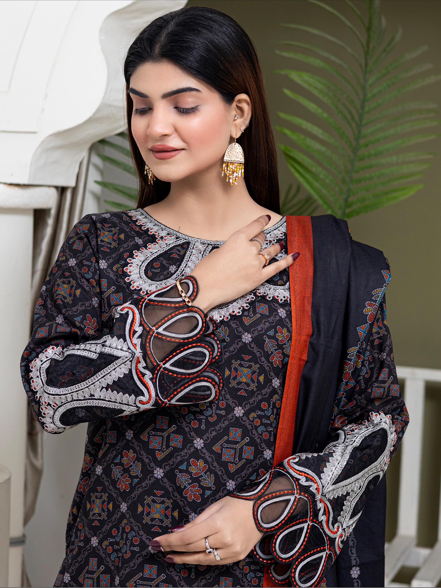 Rangz Black Dhanak Suit with Shawl