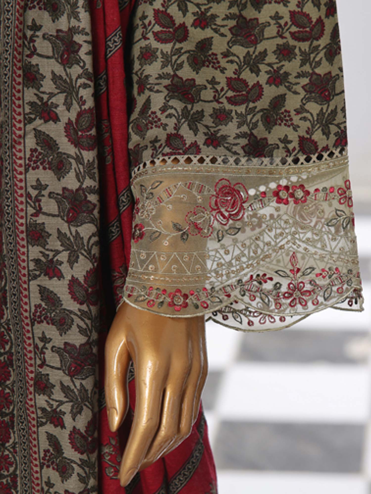 Bin Saeed Chikankari Embroidered Winter Khaddar Suit - Olive