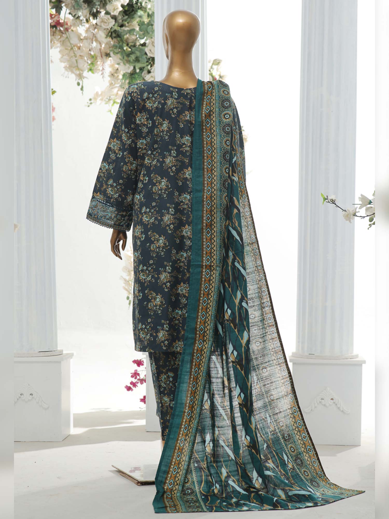 Bin Saeed Chikankari Embroidered Winter Khaddar Suit - Zinc & Green