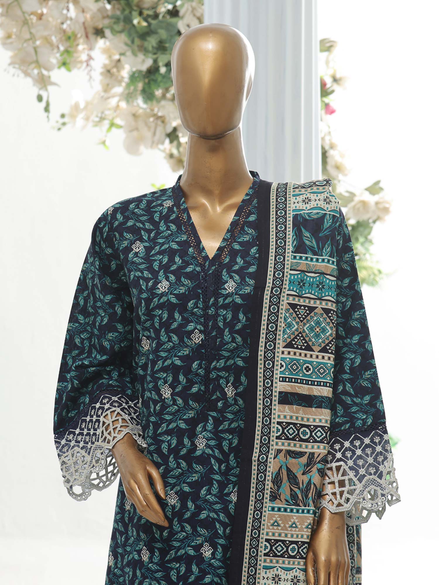 Bin Saeed Chikankari Embroidered Winter Khaddar Suit - Dark Teal