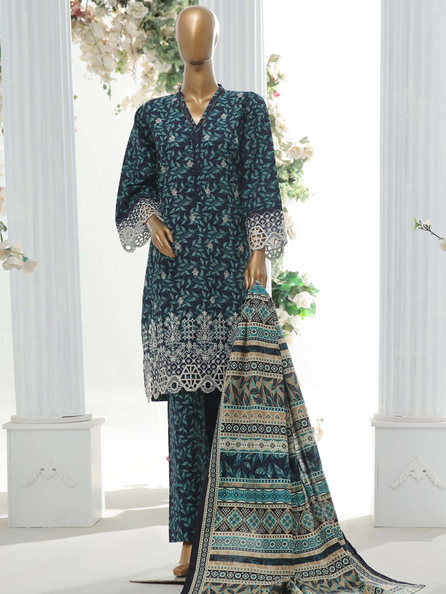 Bin Saeed Chikankari Embroidered Winter Khaddar Suit - Dark Teal