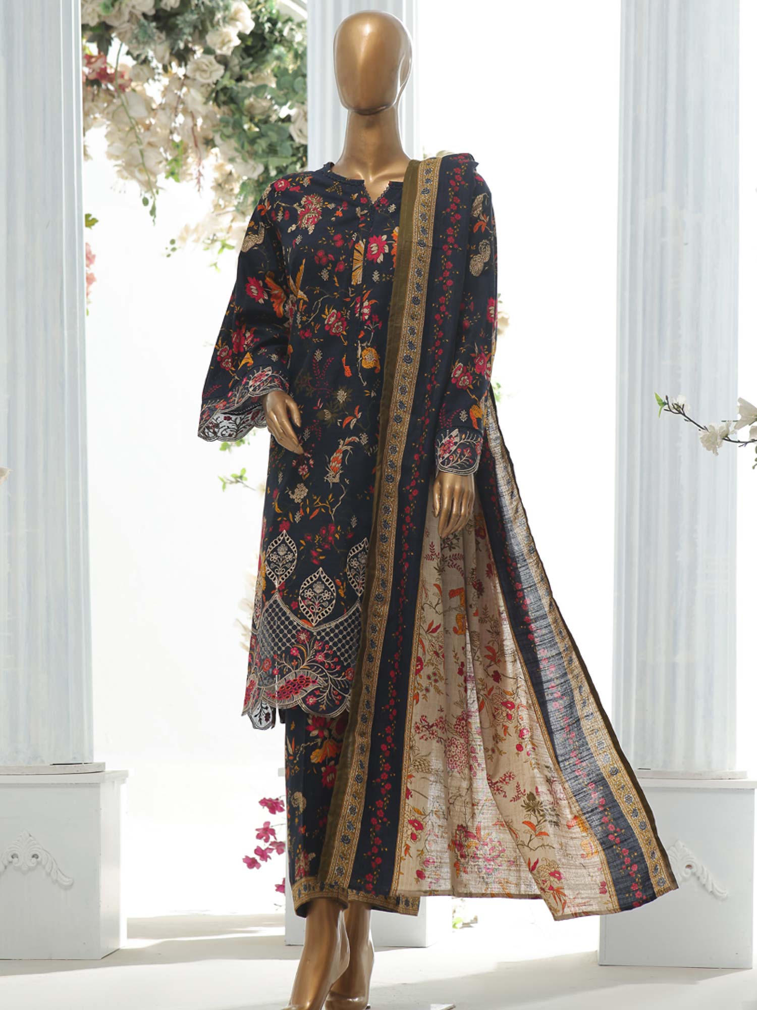 Bin Saeed Chikankari Embroidered Winter Khaddar Suit - Navy