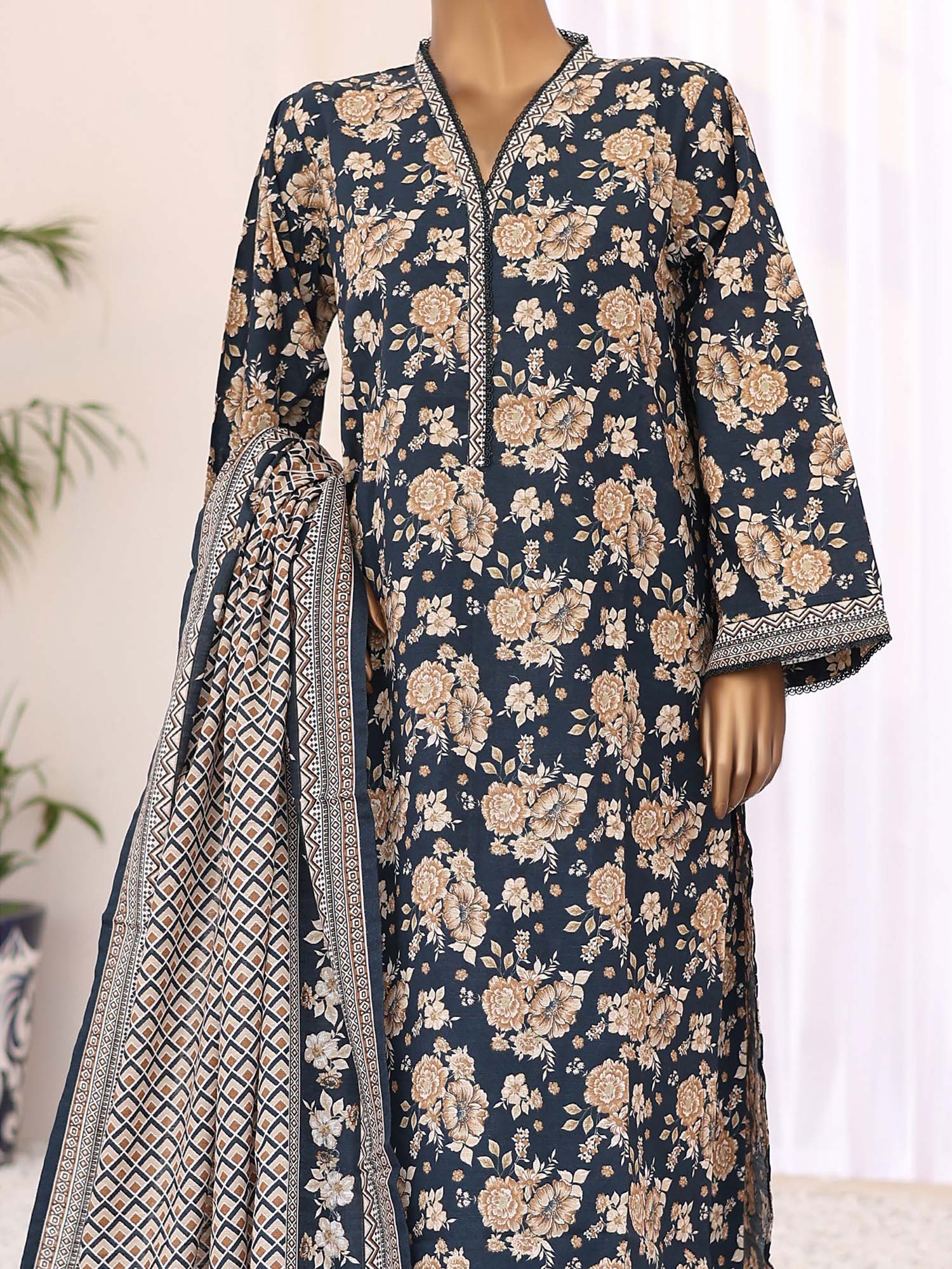 Bin Saeed Winter Khaddar Dark Zinc Floral 3-Piece Suit