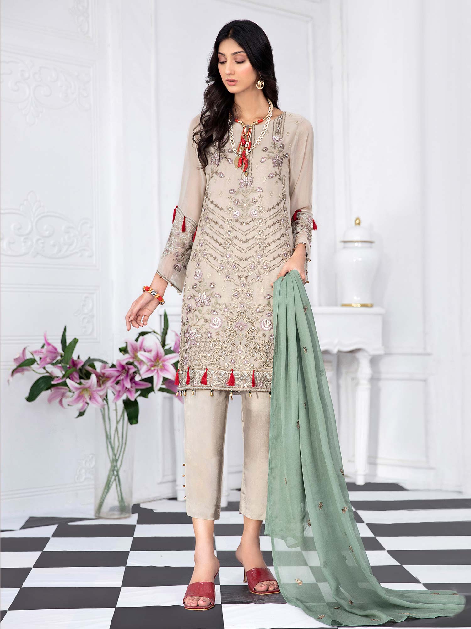 Simrans Vol-5 Beige Chiffon Embroidered Suit